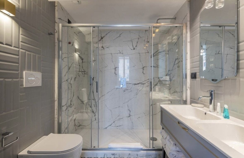 Bathroom 5, Migliori Collection Piazza Navona 71, Rome
