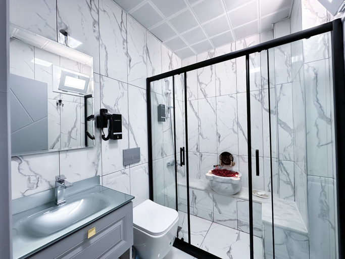 Bathroom 5, Teker Luxury Hotel, Merkez