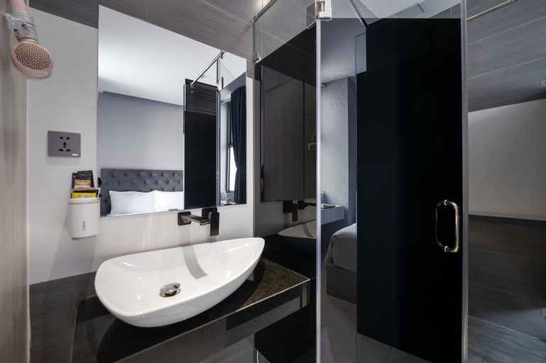 Bathroom 3