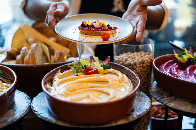 The St. Regis Doha - Food & Drinks