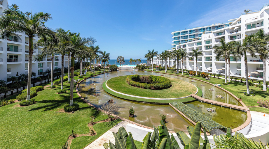 Exterior & Views 2, Condo Aria Ocean 206 by Kivoya, Compostela