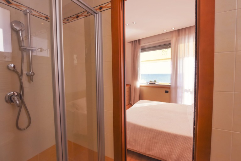 Bathroom 8