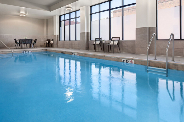 Sport & Beauty 5, Courtyard by Marriott Owatonna Downtown, Steele