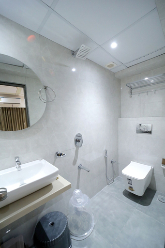 Bathroom 4, HOTEL ALFA EXECUTIVE, Mumbai Suburban