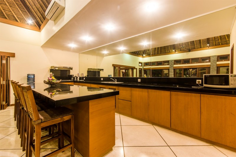 Others 2, Luxury 4BedRoom –Villa AnTan- Central Seminyak, Badung