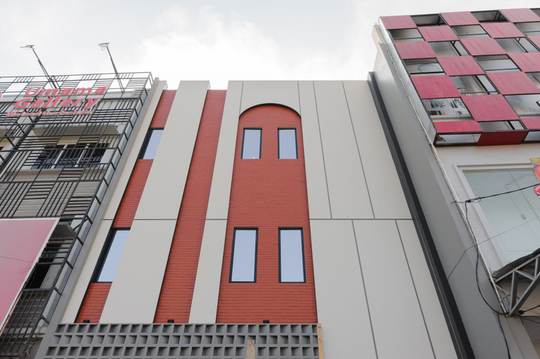 Exterior & Views 2, RedDoorz Plus @ Kedaton Lampung, Bandar Lampung
