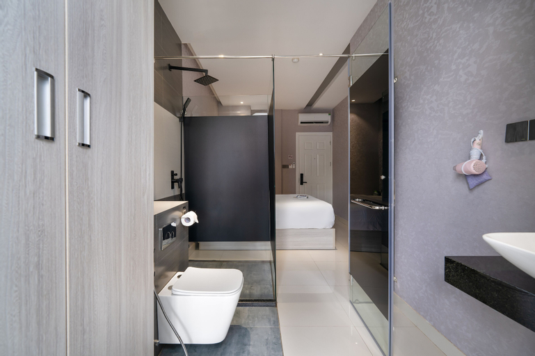 Bathroom 2