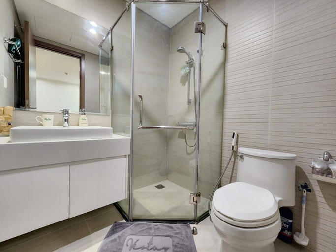 Bathroom 5, Vinhome Skylake Luxury Apartment, Từ Liêm