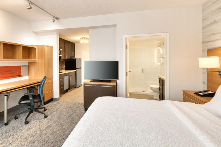 Bedroom 3, Towneplace Suites By Marriott Belleville, Hastings