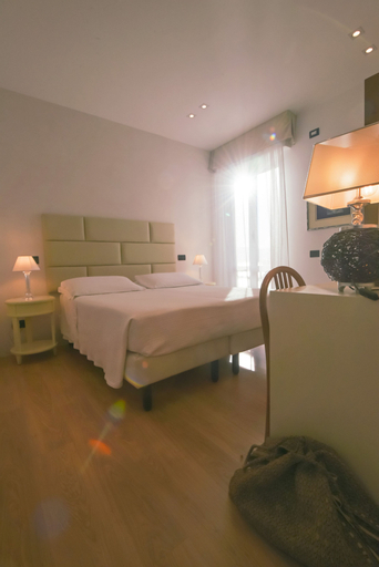 Bedroom 13