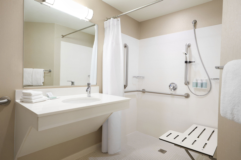 Bathroom 6