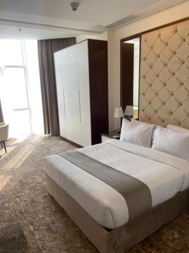 Bedroom 2, Dolphin Continental Salmiya Hotel, Salmiya