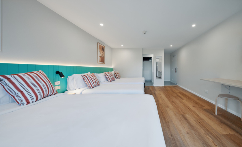 Bedroom 6