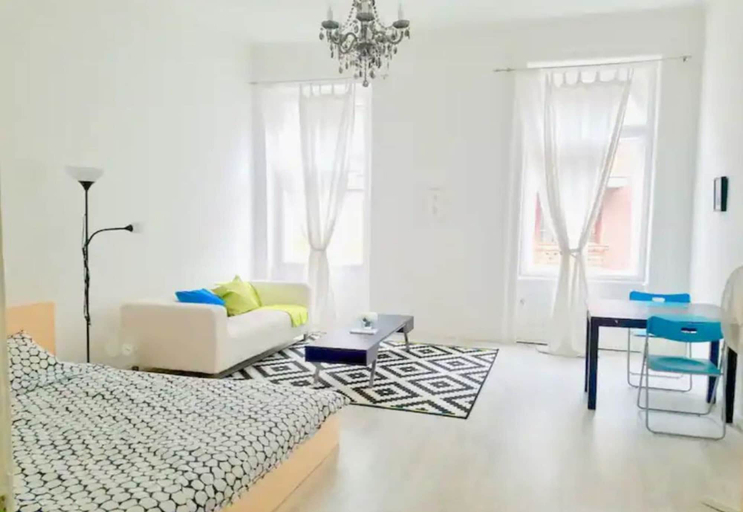 Bedroom, Bright and Cozy - city center, Budapesti