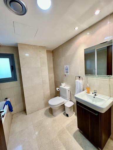 Bathroom 4, Aphrodite Plaza, Larnaca