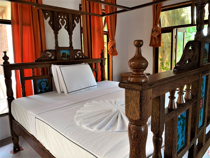 Bedroom 2, Asante Sana Beachfront Hotel, Kaskazini 'A'