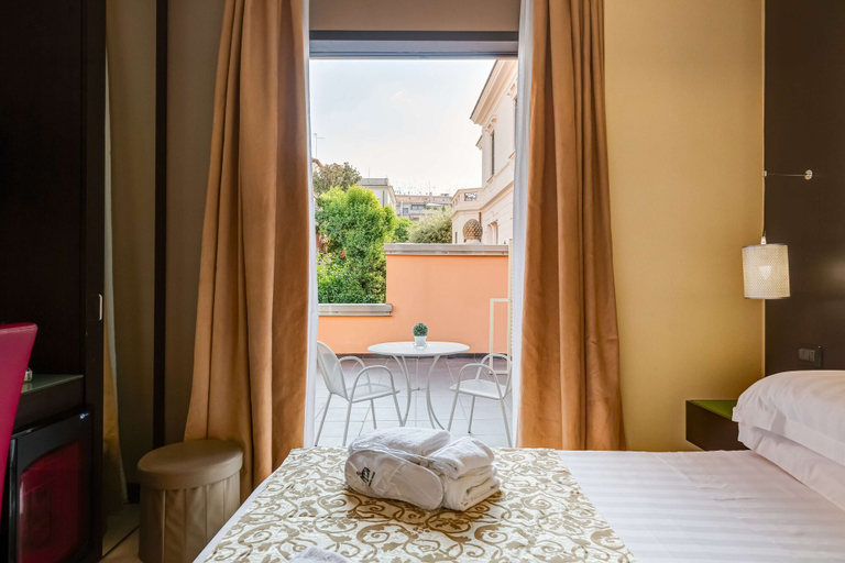 Bedroom 4, Best Western Cinemusic Hotel, Rome