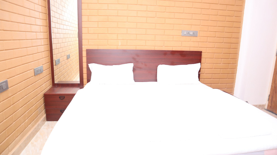 Bedroom 3, Smilestay Shree Jayaganga Arcade, Tumkur