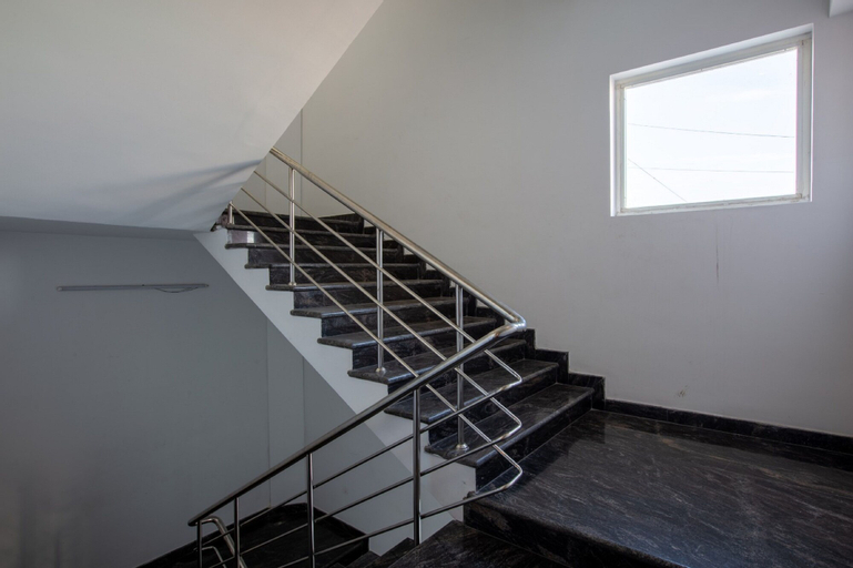 Others 4, HOTEL SIVAS, Perambalur