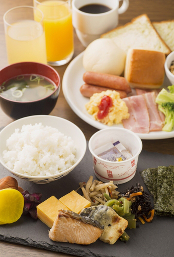 Food & Drinks 5, Hotel Replace Namba Osaka, Osaka