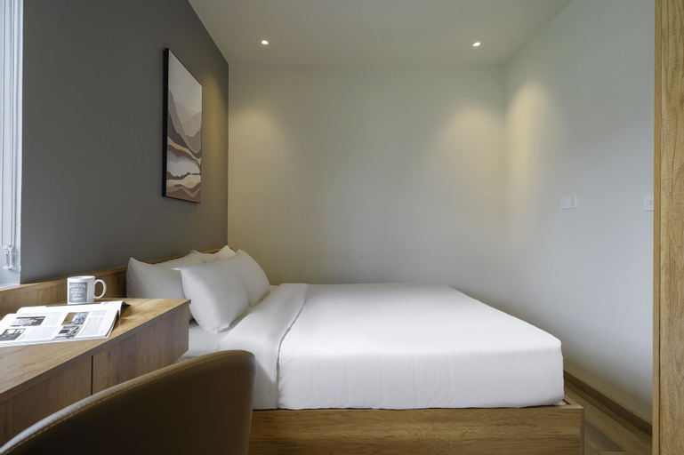 Bedroom 12