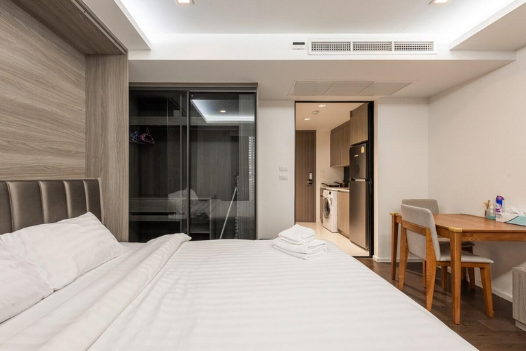 Bedroom 3, CENTRAL BANGKOK@7F&BTS Asok&MRT SUKHUMVIT(107), Khlong Toey