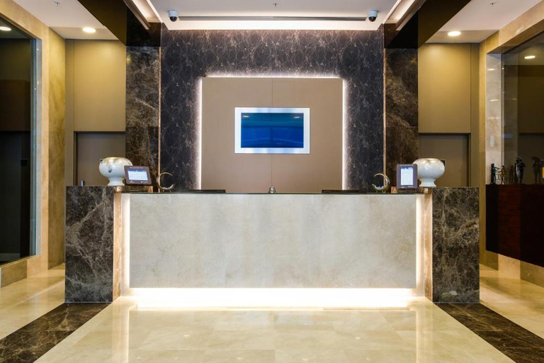 Public Area 2, Park Dedeman Bostanci Hotel, Maltepe