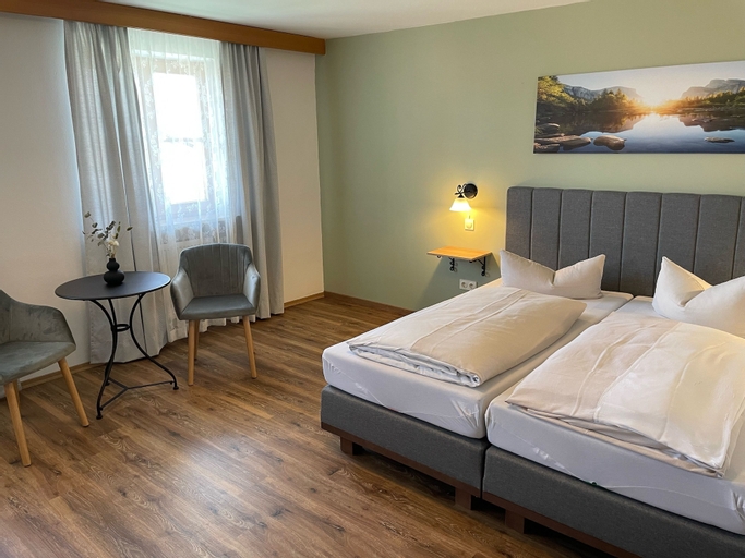 Bedroom 4, Hotel Garni Kern, Rosenheim