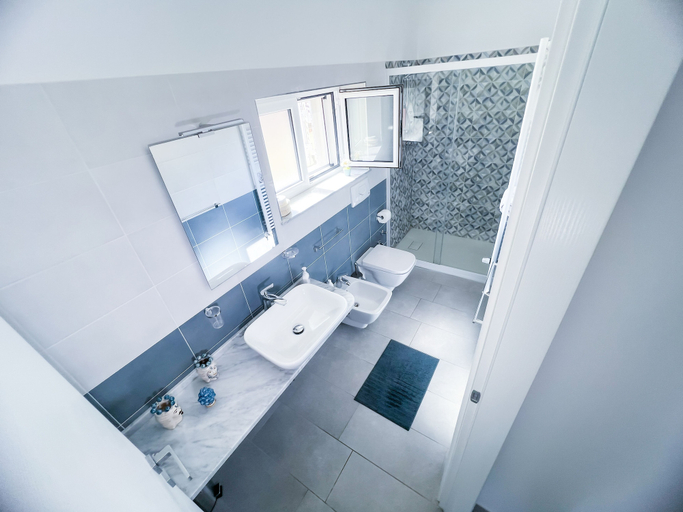 Bathroom 4, B&B Al Centro Storico, Catania