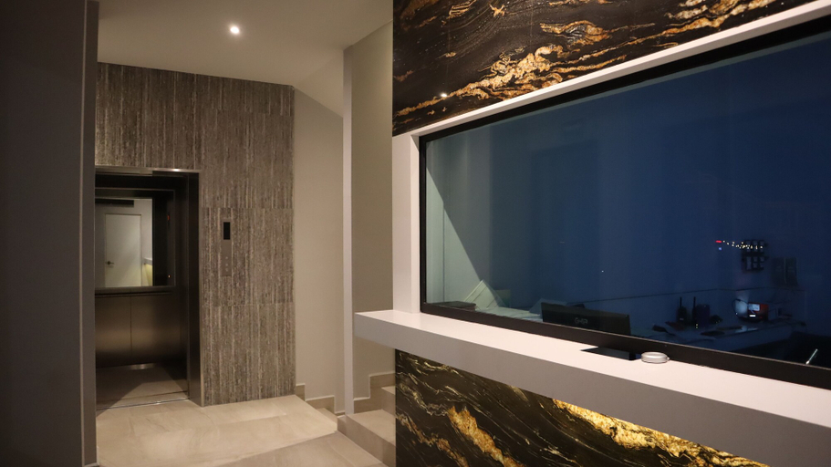 Bathroom 4, Hotel Myst, Monterrey