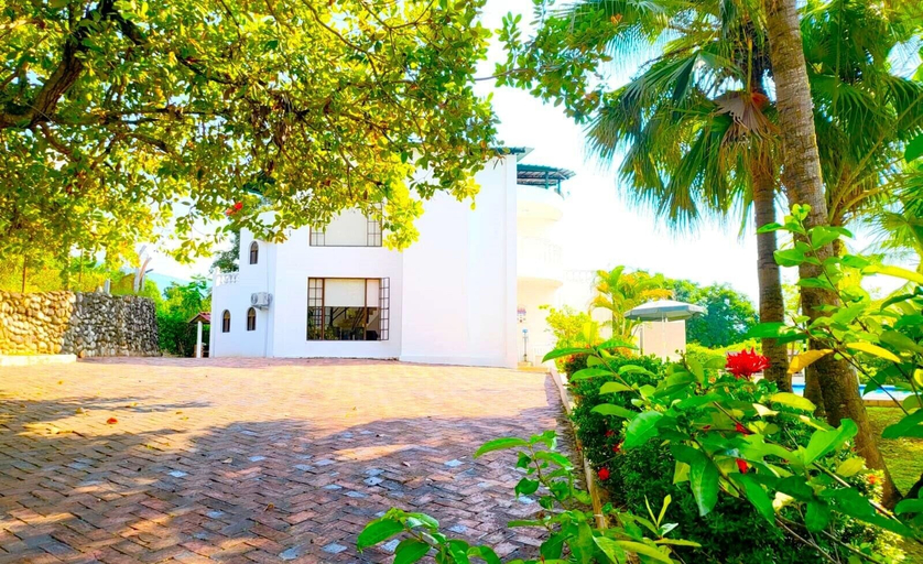 Exterior & Views 2, San Lorenzo, Melgar