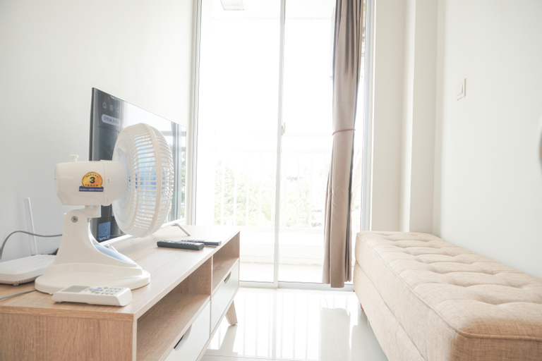 Bedroom 4, Good and Comfy 1BR (No Kitchen) at Citra Living Apartment By Travelio, West Jakarta