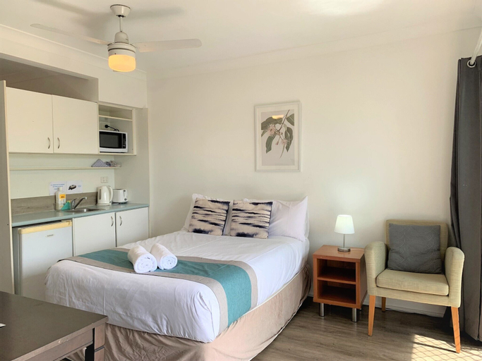 Bedroom 12