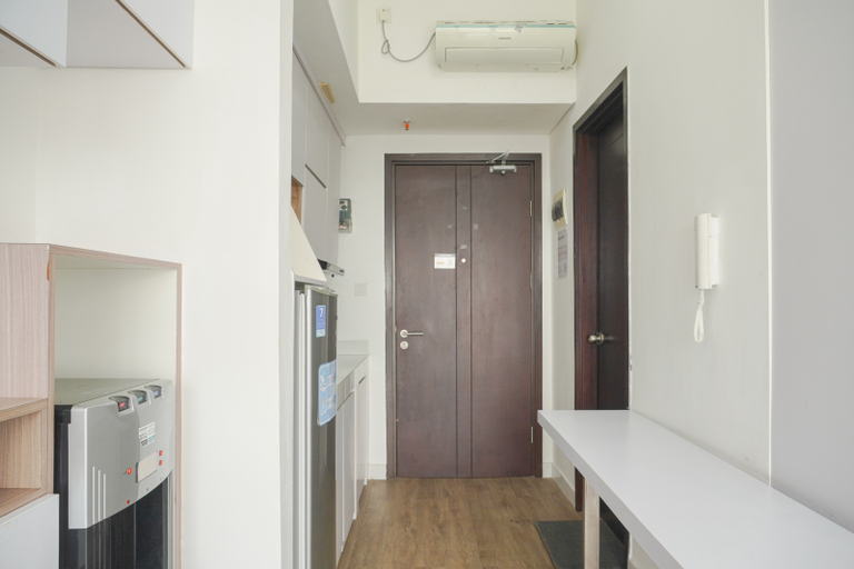 Others 4, Simply Look Studio at Casa De Parco Apartment By Travelio, Tangerang