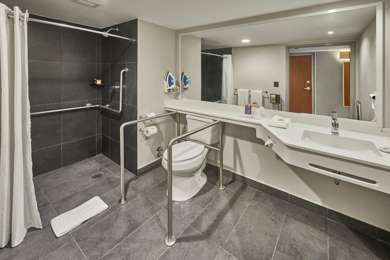 Bathroom 5, City Express Plus by Marriott Ciudad de Mexico Interlomas, Huixquilucan