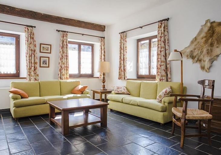 Others 4, Apartamentos Linsoles, Huesca