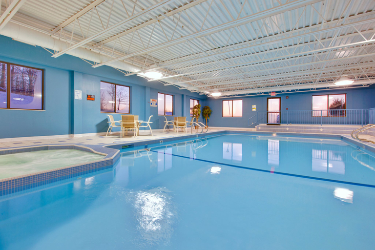 Sport & Beauty 2, Holiday Inn Express SAULT STE. MARIE by IHG, Chippewa
