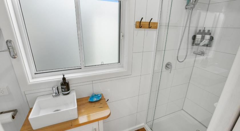 Bedroom 3, Dolphin Cottage, E. Gippsland - Bairnsdale