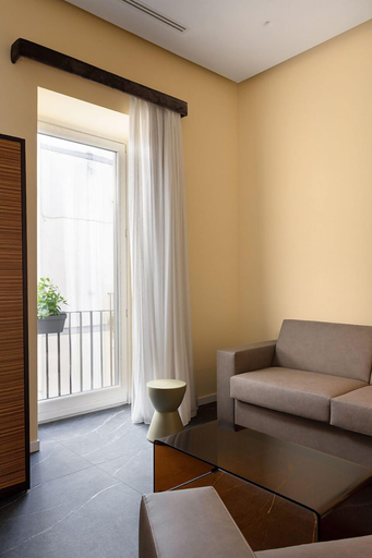Others 5, Poerio 25 Boutique Stay, Napoli