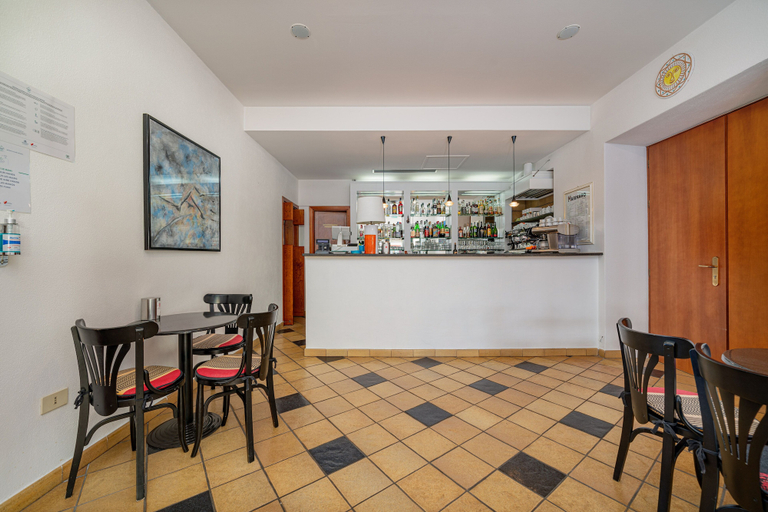 Food & Drinks 5, Marinaro, Olbia-Tempio