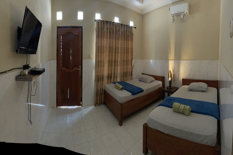 Bedroom 4, Sagita Bungalow, Lombok