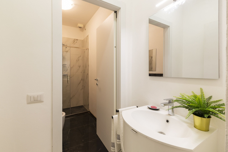 Bathroom 3, notaMi - Just Home Sant'Agostino, Milano