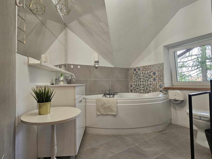 Bathroom 4, Hotel Villa Hubertus Kutno, Kutno