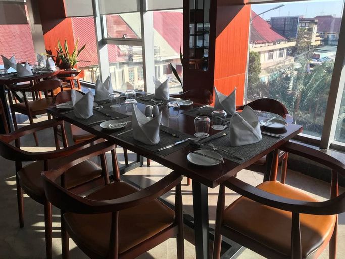 Food & Drinks 3, V V Hotel Battambang, Svay Pao