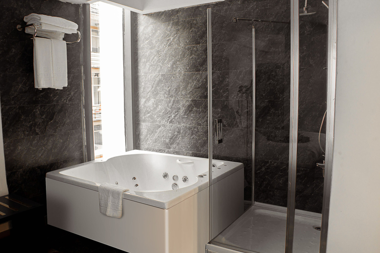 Bathroom 5, Shelter Inn Hotel & Spa, Çankaya