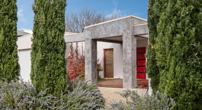 Somerset Sanctuary in Safety Beach, Mornington P'sula - South