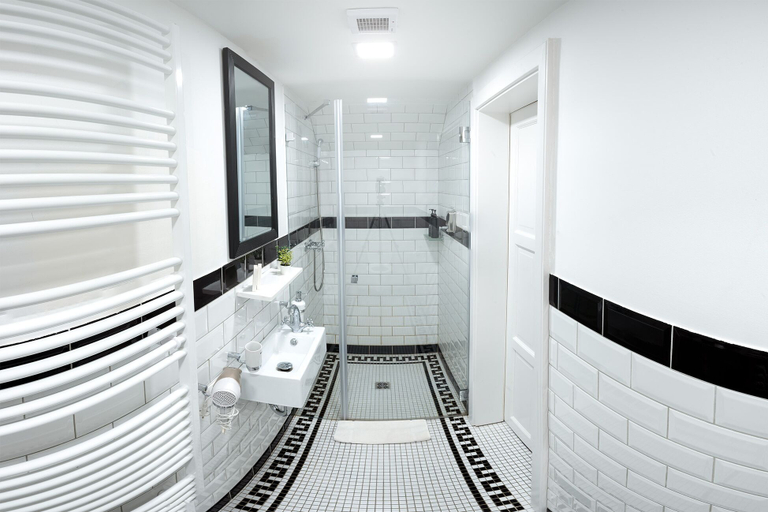 Bathroom 3, Vila na Landeku, Ostrava
