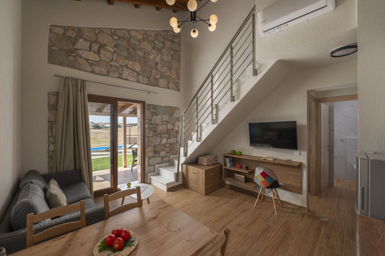 Others 5, Esperanza Villas, Central Macedonia