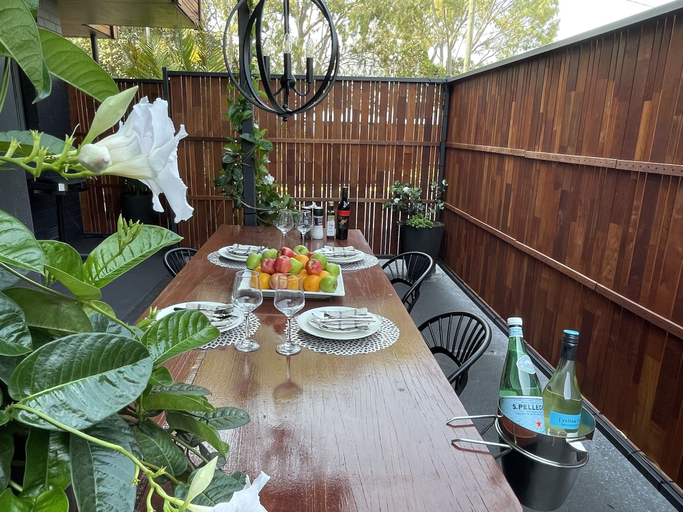 Others 4, 549 Apartments, Hervey Bay - Pt A