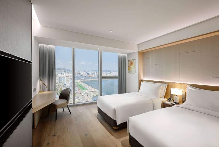 Bedroom 4, Wyndham Grand Busan Ijin, Seo